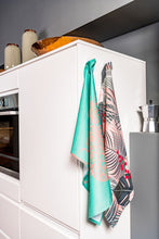 Laden Sie das Bild in den Galerie-Viewer, Tropical & Pineapple Geschirrtücher (2er Set)
