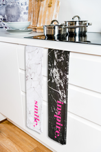 Laden Sie das Bild in den Galerie-Viewer, Marble white & Marble black Geschirrtücher (2er Set)